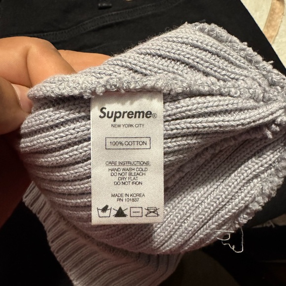 Supreme Box Logo Beanie Excellent condition - Picture 2 of 3